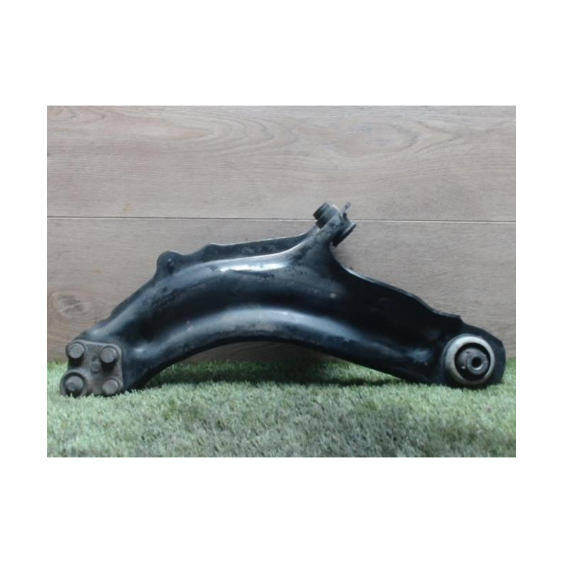 Triangle avant droit RENAULT KANGOO 2 PHASE 1 d’occasion