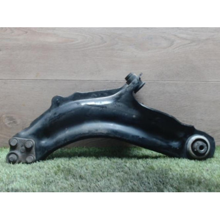 Triangle avant droit RENAULT KANGOO 2 PHASE 1 d’occasion