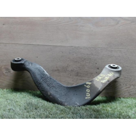 Triangle superieur arriere droit AUDI A4 3 AVANT PHASE 1 BREAK d’occasion