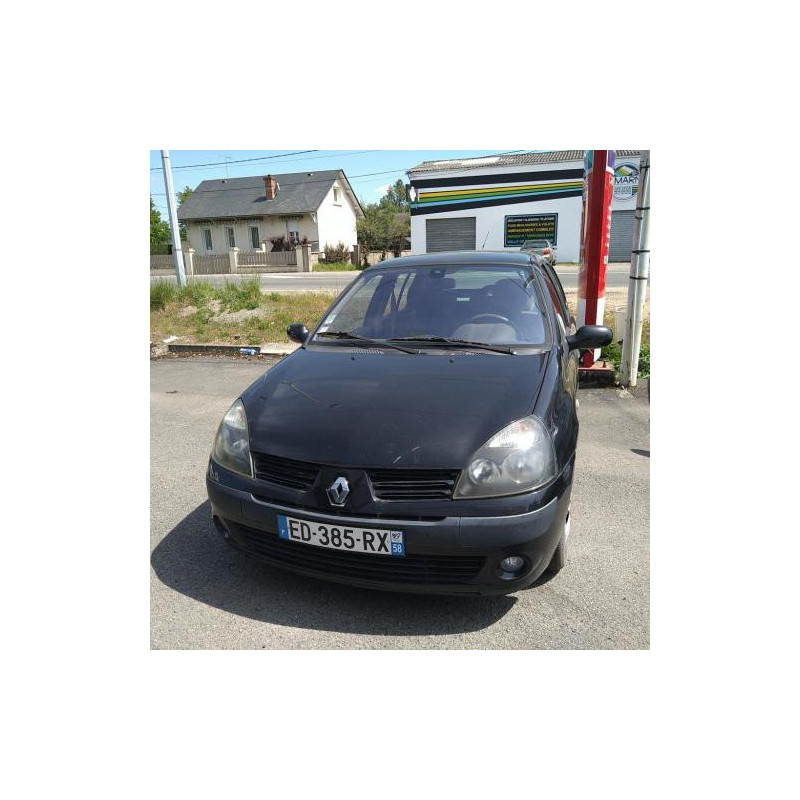 Poignee interieur arriere droit RENAULT CLIO 2 PHASE 2 d’occasion