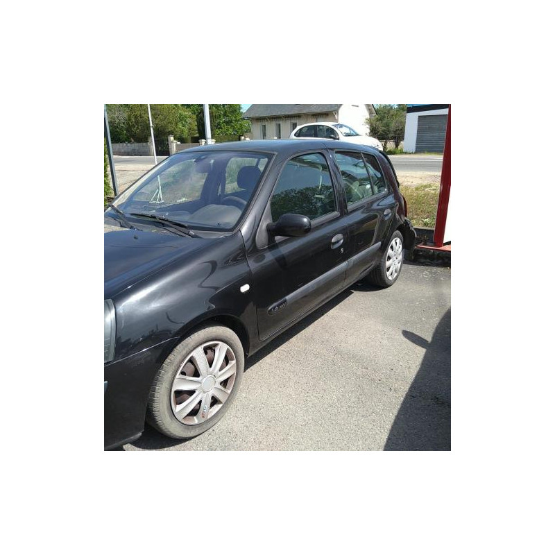Poignee interieur arriere droit RENAULT CLIO 2 PHASE 2 d’occasion