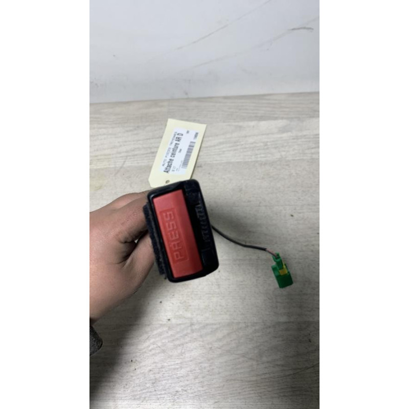 Attache ceinture arriere droit CITROEN C6 d’occasion