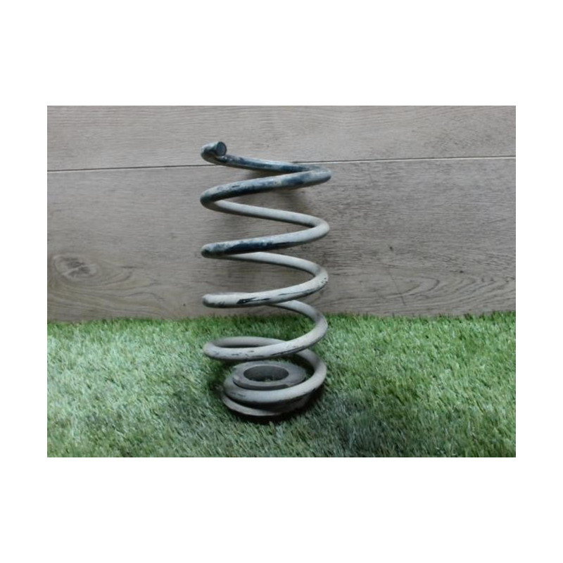 Ressort de suspension arriere droit OPEL CORSA D PHASE 1 d’occasion