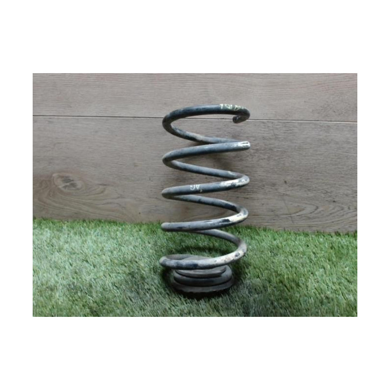 Ressort de suspension arriere gauche OPEL CORSA D PHASE 1 d’occasion