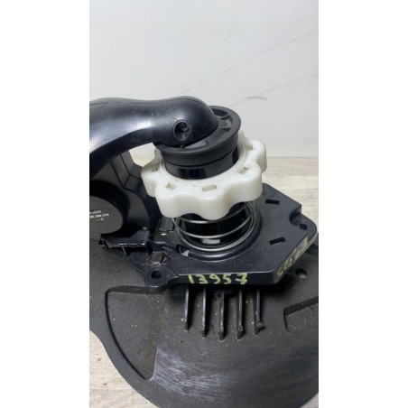 Treuil de roue de secours RENAULT CLIO 3 PHASE 1 d’occasion