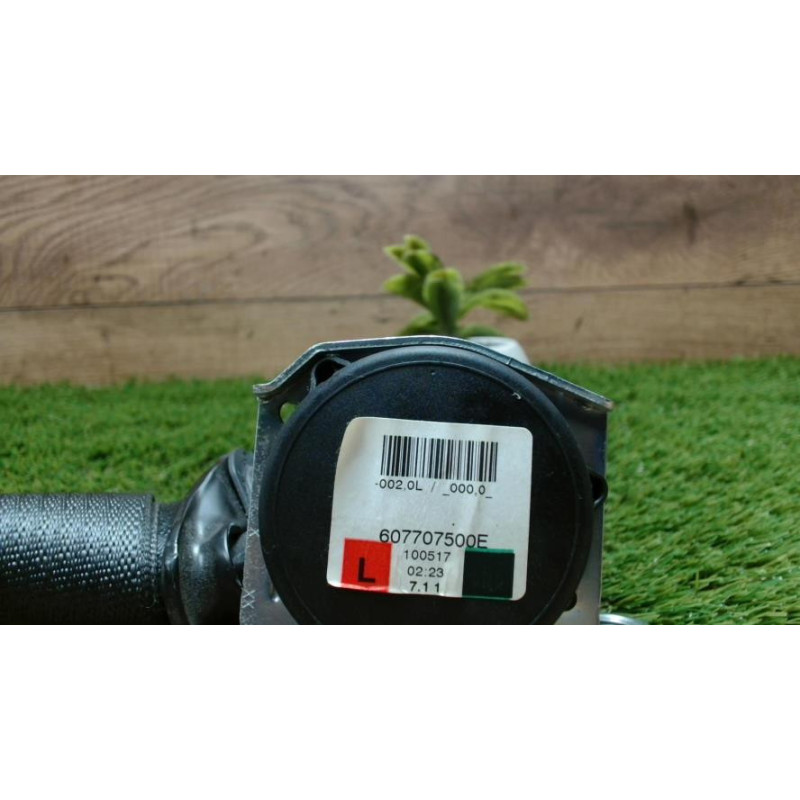 Ceinture avant gauche OPEL CORSA D PHASE 1 d’occasion