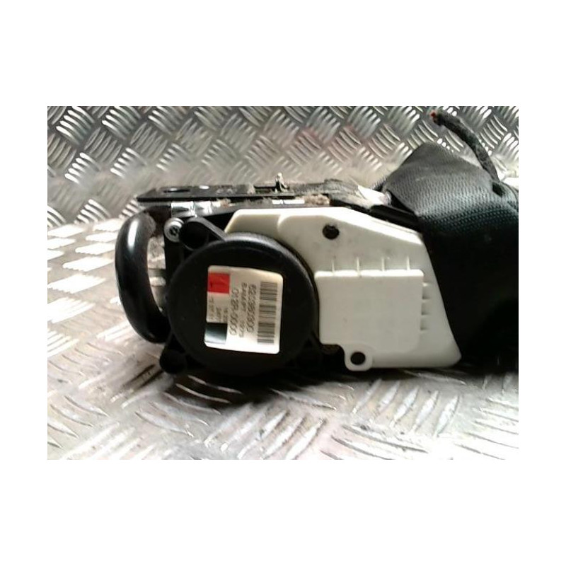 Ceinture avant gauche MERCEDES CLASSE C 204 PHASE 2 COUPE d’occasion