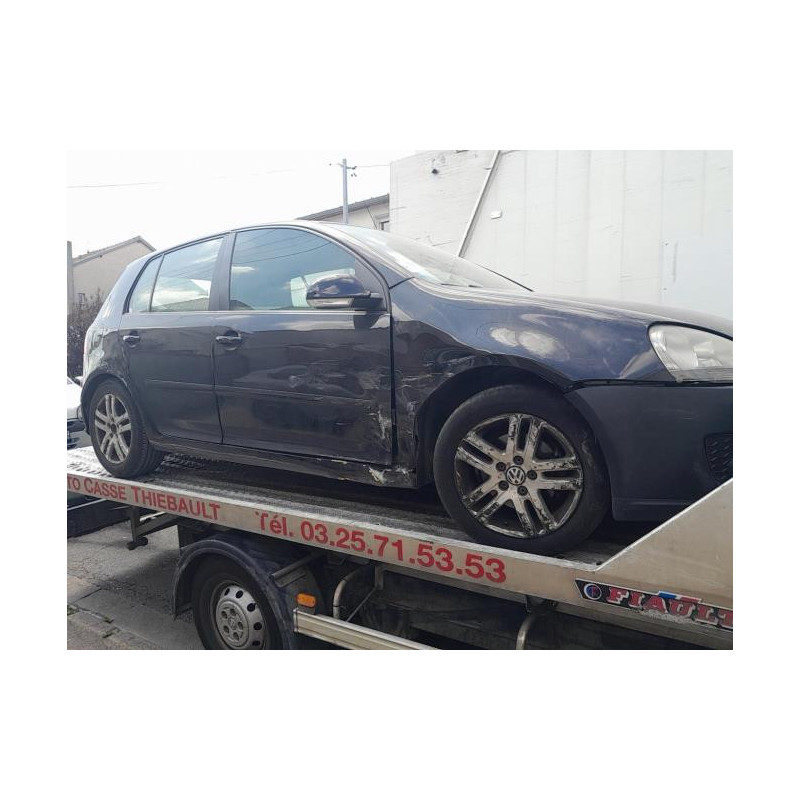 Poignee de maintien avant gauche VOLKSWAGEN GOLF 5 d’occasion