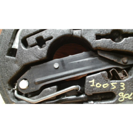 Cric (Ensemble depannage) VOLKSWAGEN GOLF 5 d’occasion