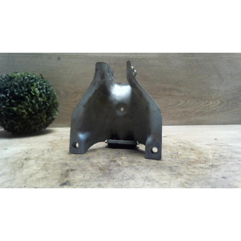 Support moteur gauche AUDI A4 3 AVANT PHASE 1 BREAK d’occasion