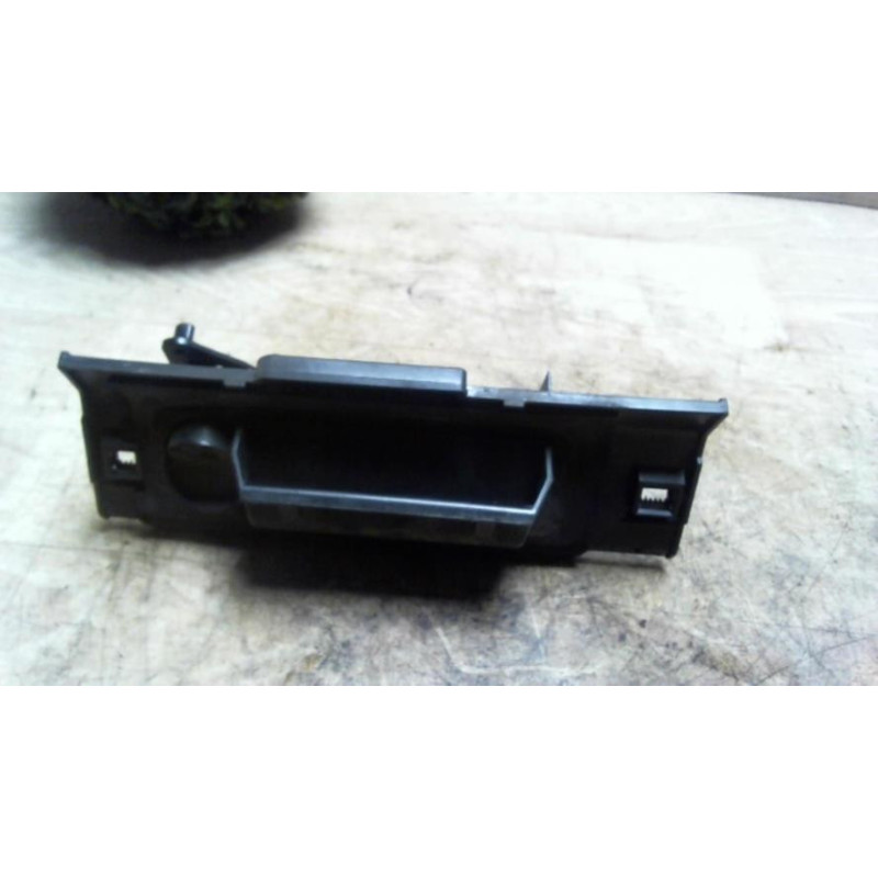 Poignee porte coffre PEUGEOT 206 PHASE 1 d’occasion