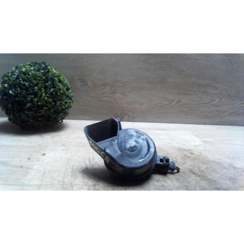 Avertisseur/Klaxon AUDI A4 3 AVANT PHASE 1 BREAK d’occasion
