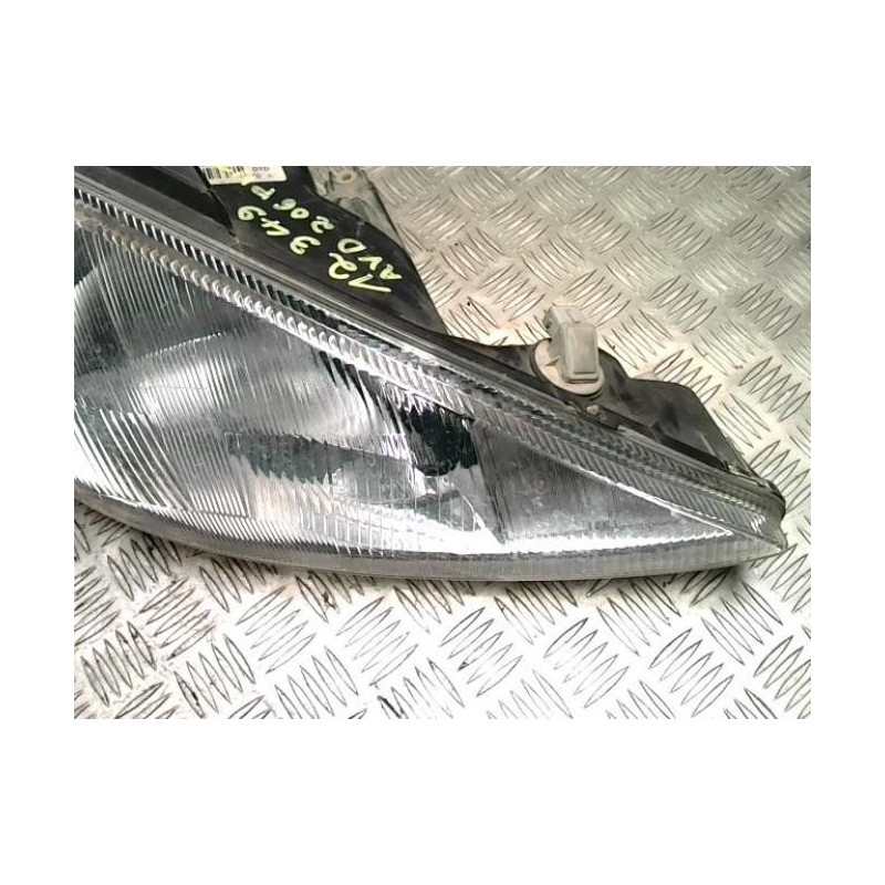 Optique avant principal droit (feux)(phare) PEUGEOT 206 PHASE 1 d’occasion