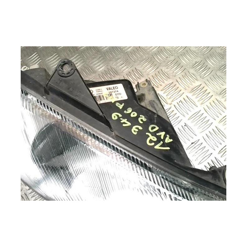 Optique avant principal droit (feux)(phare) PEUGEOT 206 PHASE 1 d’occasion