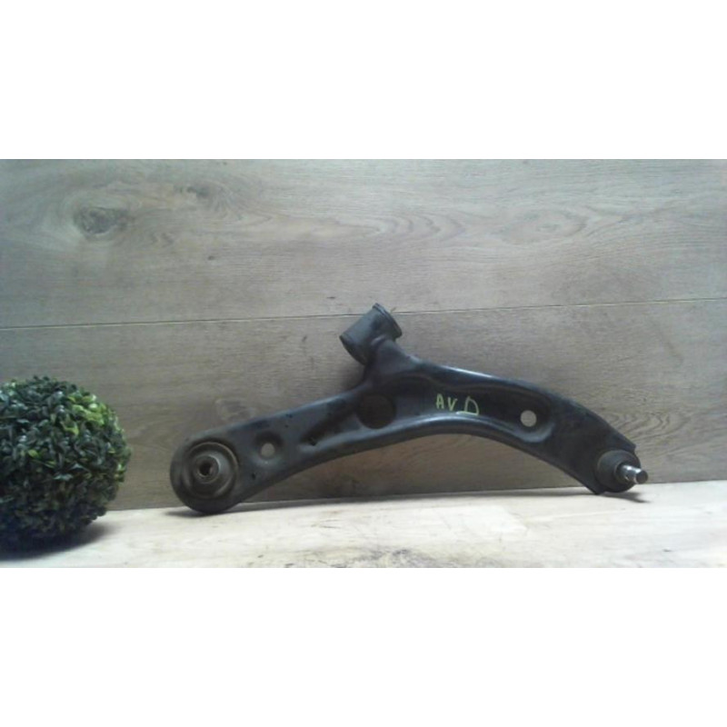 Triangle avant droit SUZUKI SWIFT 3 d’occasion