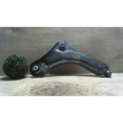 Triangle avant gauche RENAULT MEGANE 3 PHASE 1 d’occasion
