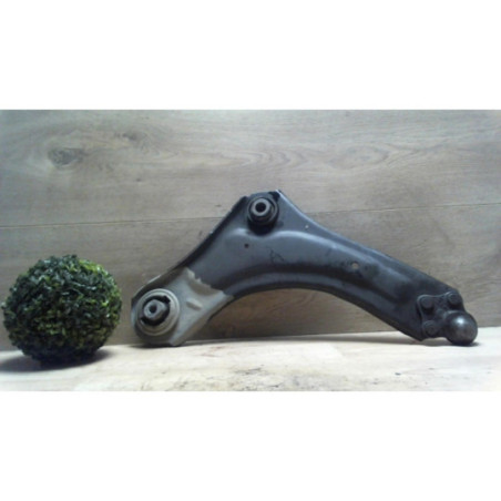 Triangle avant gauche RENAULT SCENIC 3 PHASE 1 d’occasion