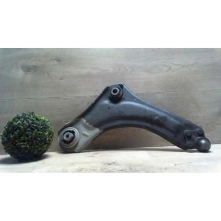 Triangle avant gauche RENAULT SCENIC 3 PHASE 1 d’occasion