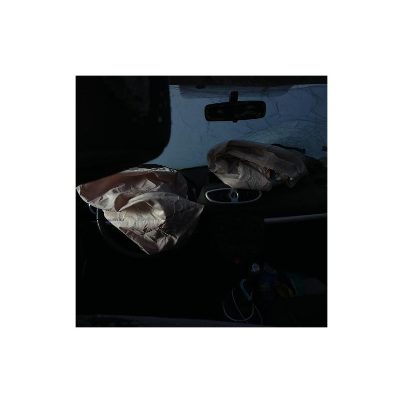 Appui tete avant RENAULT CLIO 3 PHASE 1 d’occasion