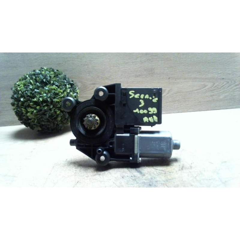 Moteur leve vitre avant droit RENAULT GRAND SCENIC 3 PHASE 1 d’occasion
