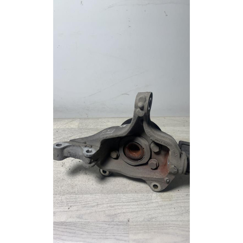 Moyeu avant droit RENAULT LAGUNA 3 PHASE 1 d’occasion