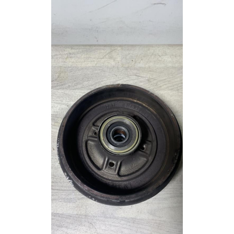 Tambour arriere droit RENAULT CLIO 4 PHASE 2 d’occasion