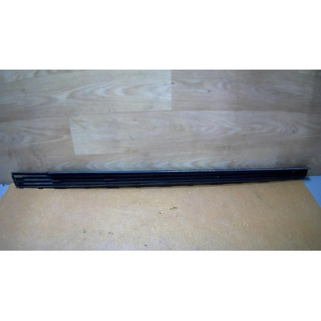 Baguette d'aile arrière gauche RENAULT FUEGO COUPE d’occasion