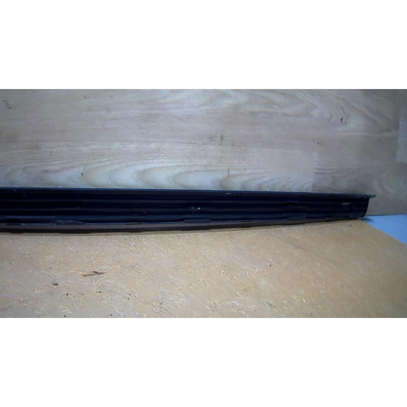 Baguette d'aile arrière gauche RENAULT FUEGO COUPE d’occasion