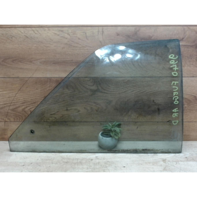 Vitre arriere droit RENAULT FUEGO COUPE d’occasion