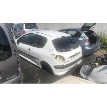 Tube intermediaire (echappement) PEUGEOT 206 PHASE 1 d’occasion