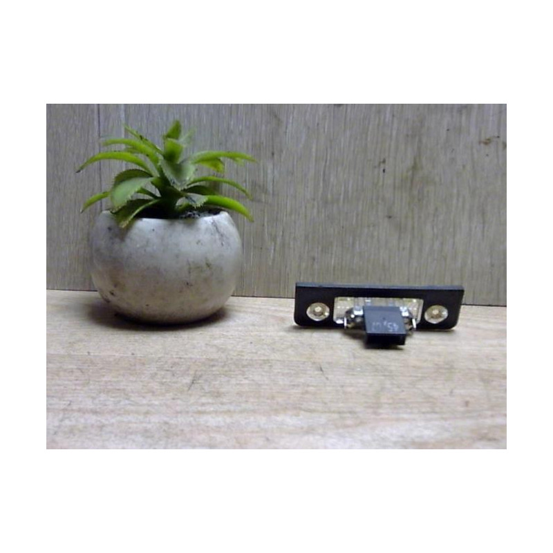 Eclairage de plaque SKODA OCTAVIA 2 PHASE 1 d’occasion
