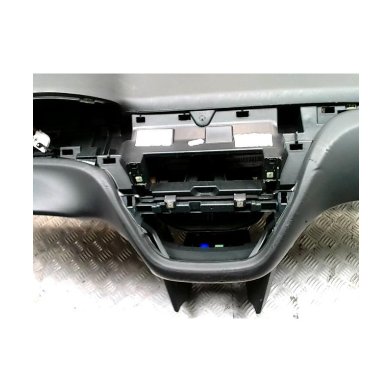 Tableau de bord PEUGEOT 208 1 PHASE 2 d’occasion
