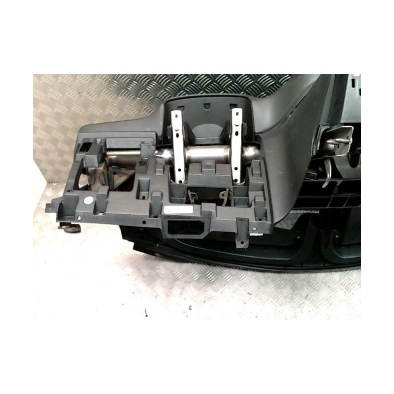 Tableau de bord PEUGEOT 208 1 PHASE 2 d’occasion