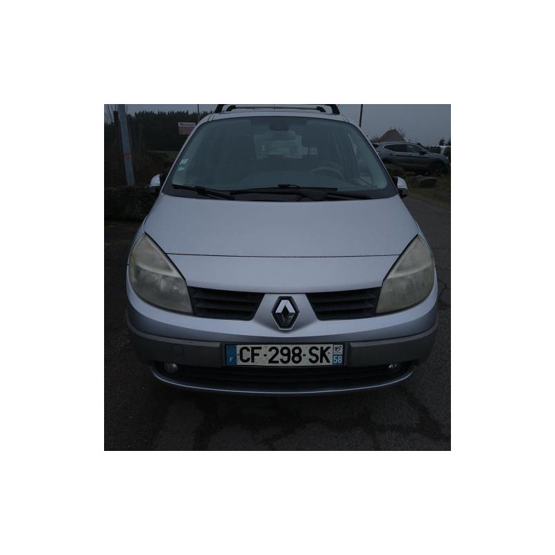 Bas volet avant RENAULT SCENIC 2 PHASE 1 d’occasion