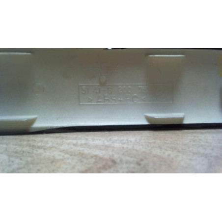 Baguette d'aile arrière gauche BMW SERIE 3 E46 PHASE 2 d’occasion