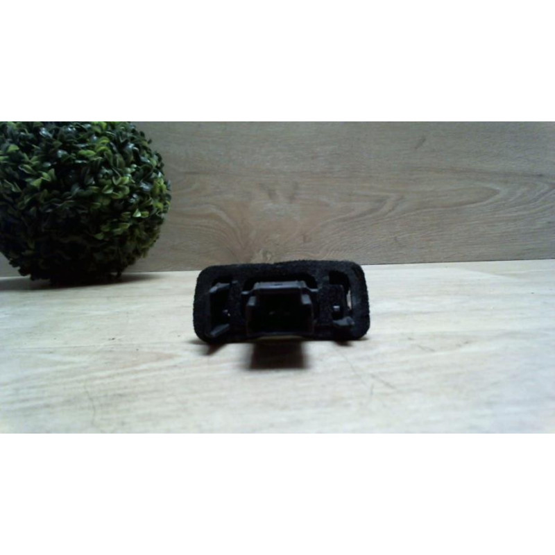 Eclairage de plaque CITROEN C4 GRAND PICASSO 1 d’occasion