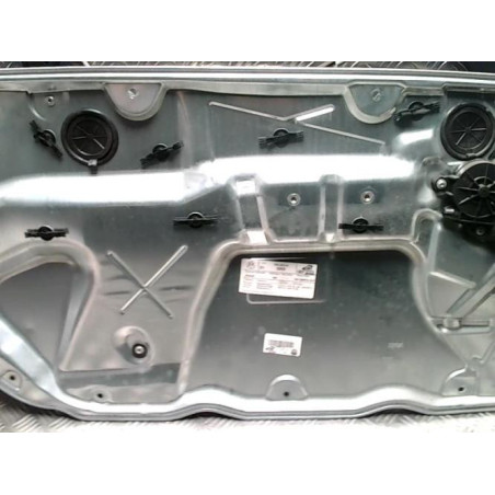 Leve vitre electrique avant gauche VOLKSWAGEN POLO 4 PHASE 2 d’occasion