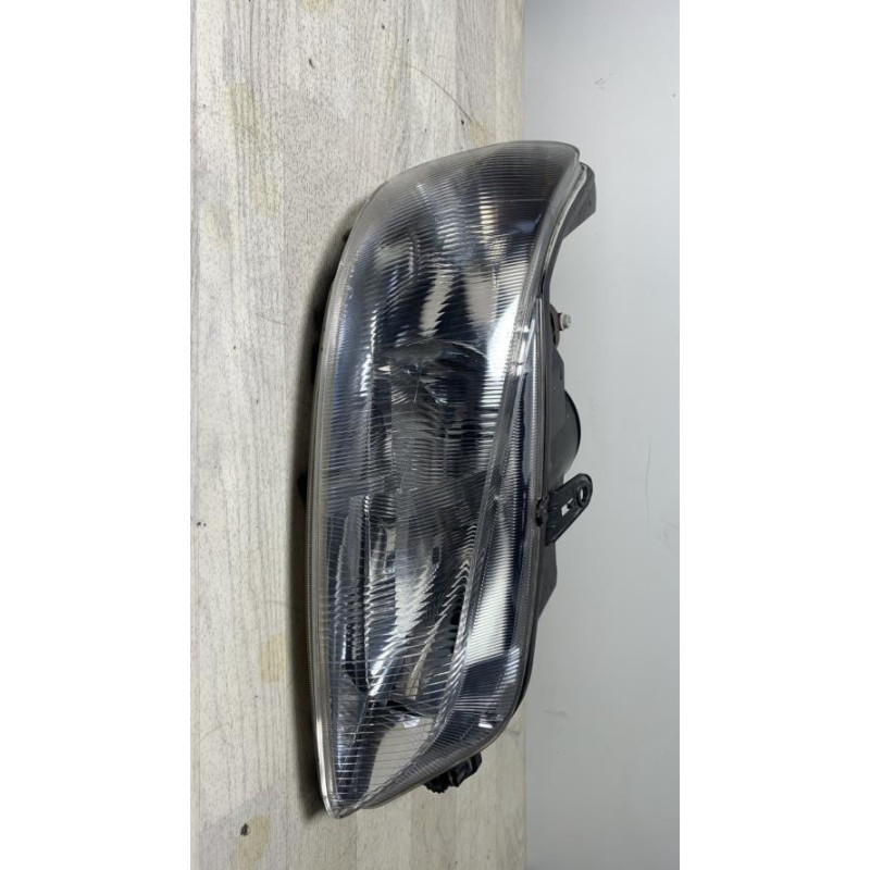 Optique avant principal droit (feux)(phare) PEUGEOT 306 PHASE 2 CABRIOLET d’occasion