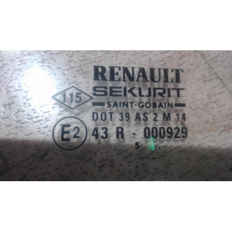 Vitre arriere droit RENAULT TRAFIC 1 PHASE 1 d’occasion