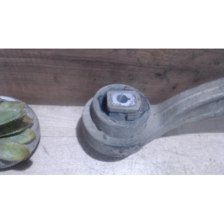Bras de suspension superieur avant droit AUDI A6 2 PHASE 2 d’occasion