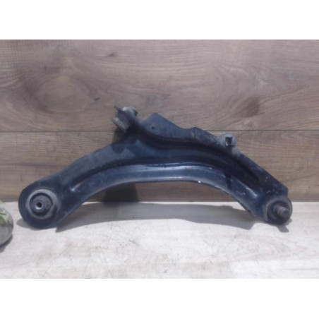 Triangle avant droit PEUGEOT 205 PHASE 2 d’occasion