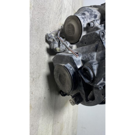 Optique avant principal droit (feux)(phare) RENAULT CLIO 2 CAMPUS PHASE 1 d’occasion