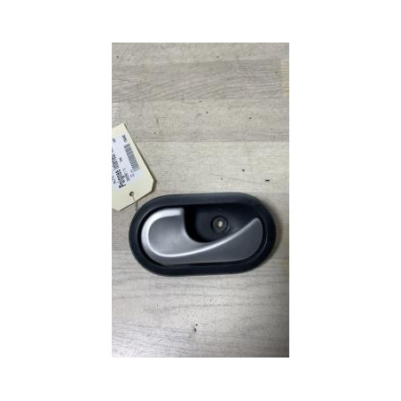 Poignee interieur avant gauche DACIA SANDERO 1 d’occasion