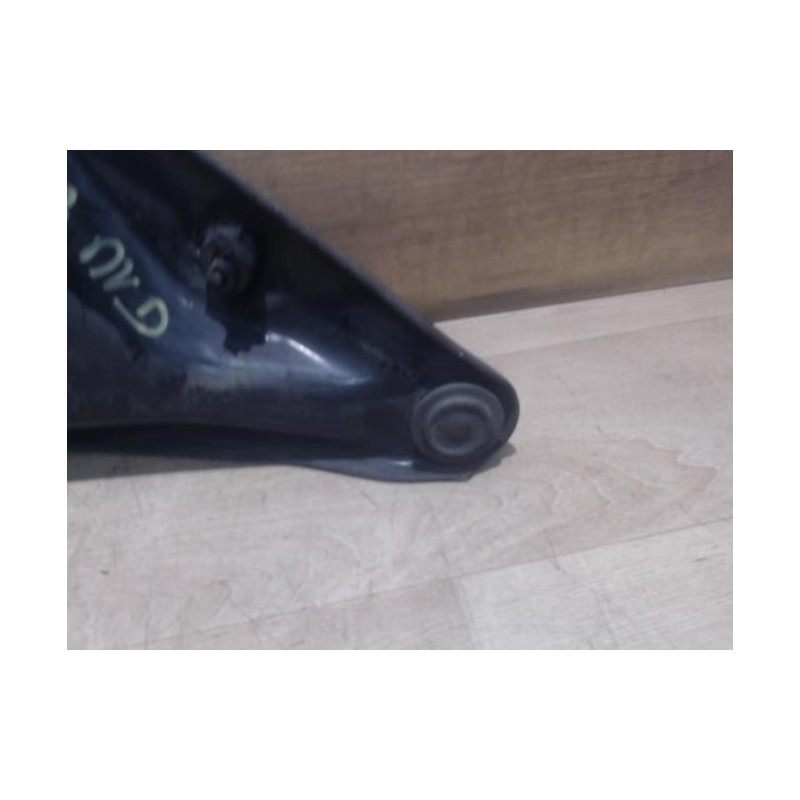 Triangle avant droit DACIA SANDERO 1 d’occasion