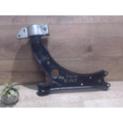 Triangle avant gauche VOLKSWAGEN GOLF 5 d’occasion