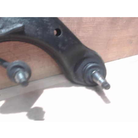 Triangle avant droit NISSAN ALMERA TINO PHASE 1 d’occasion