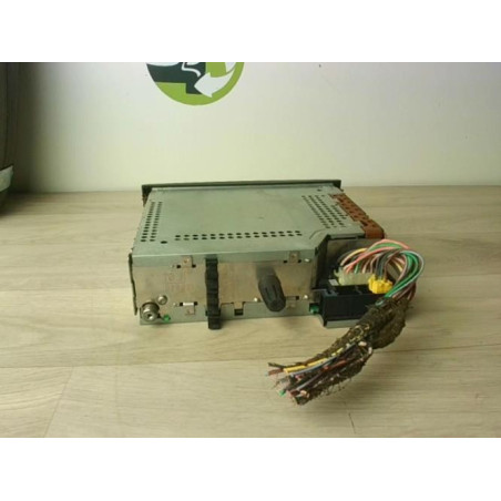 Autoradio d'origine RENAULT CLIO 2 PHASE 2 d’occasion