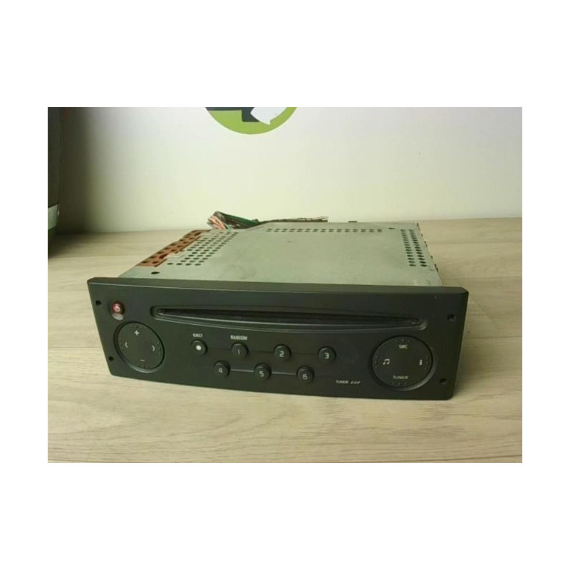 Autoradio d'origine RENAULT CLIO 2 PHASE 2 d’occasion