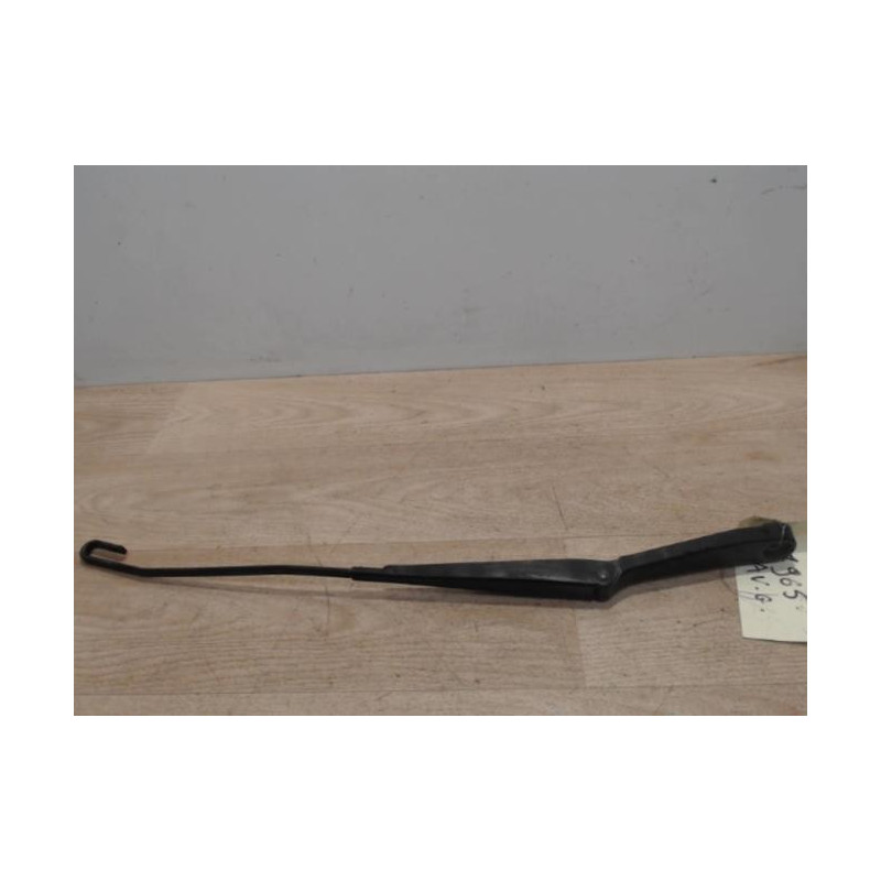 Bras essuie glace avant gauche SEAT IBIZA 3 PHASE 1 d’occasion