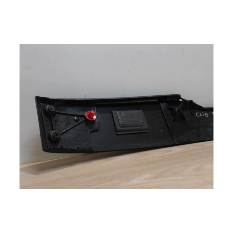 Bandeau de feu malle/hayon RENAULT CLIO 2 PHASE 2 d’occasion